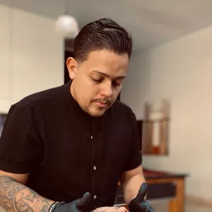 Imagem de capa para o Ebook Como atrair mais clientes para sua barbearia