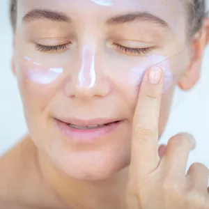 Imagem de capa para o Curso online Curso Dermaplaning