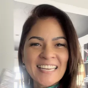 Imagem de capa para o Curso online Bandanas para Pet - Descubra Como Faturar R$3.000,00 ou Mais por Mês Fazendo Bandanas para Pet