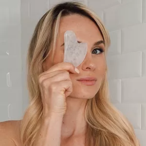 Imagen de portada para Curso online Gua Sha Antiage: curso completo