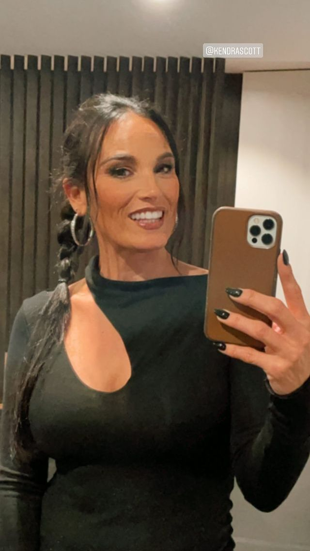 . Ana Paula