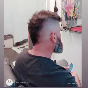 Imagen de portada para Curso online CURSO ONLINE DE BARBERIA