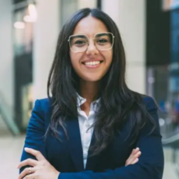 🔹Gabriela G., Ejecutiva de Cuentas.