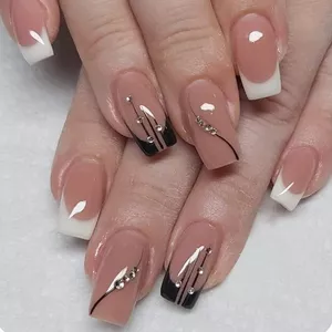 Cover image for Online course Nail Extension Community