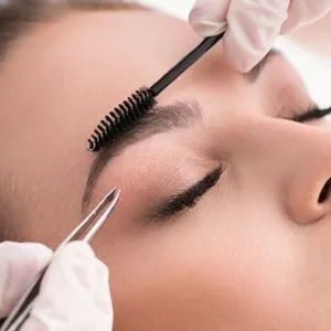 Curso Curso de Designer de Sobrancelhas