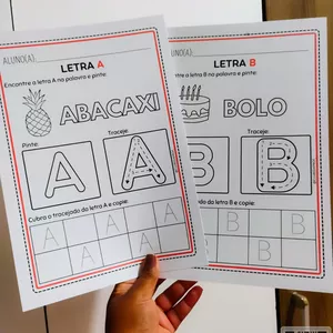 Imagem de capa para o Ebook Apostila Praticando a Escrita - Clube da Prof