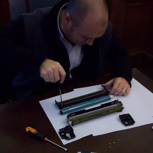 Imagen de portada para Curso online Curso de Reciclado de Cartuchos de Toner Laser