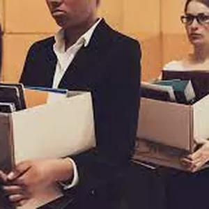 Imagem de capa para o Ebook Como Funciona a Demissão em Massa e Como o RH Deve Lidar com a Situação