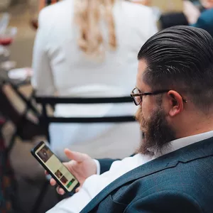 Imagem de capa para o Curso online Consultoria Especializada em Marketing Digital e Identidade de Marca