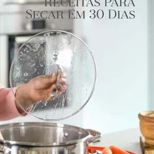 Imagem de capa para o Ebook "Emagreça em 30 Dias: Receitas Infalíveis para Secar e Transformar seu Corpo"