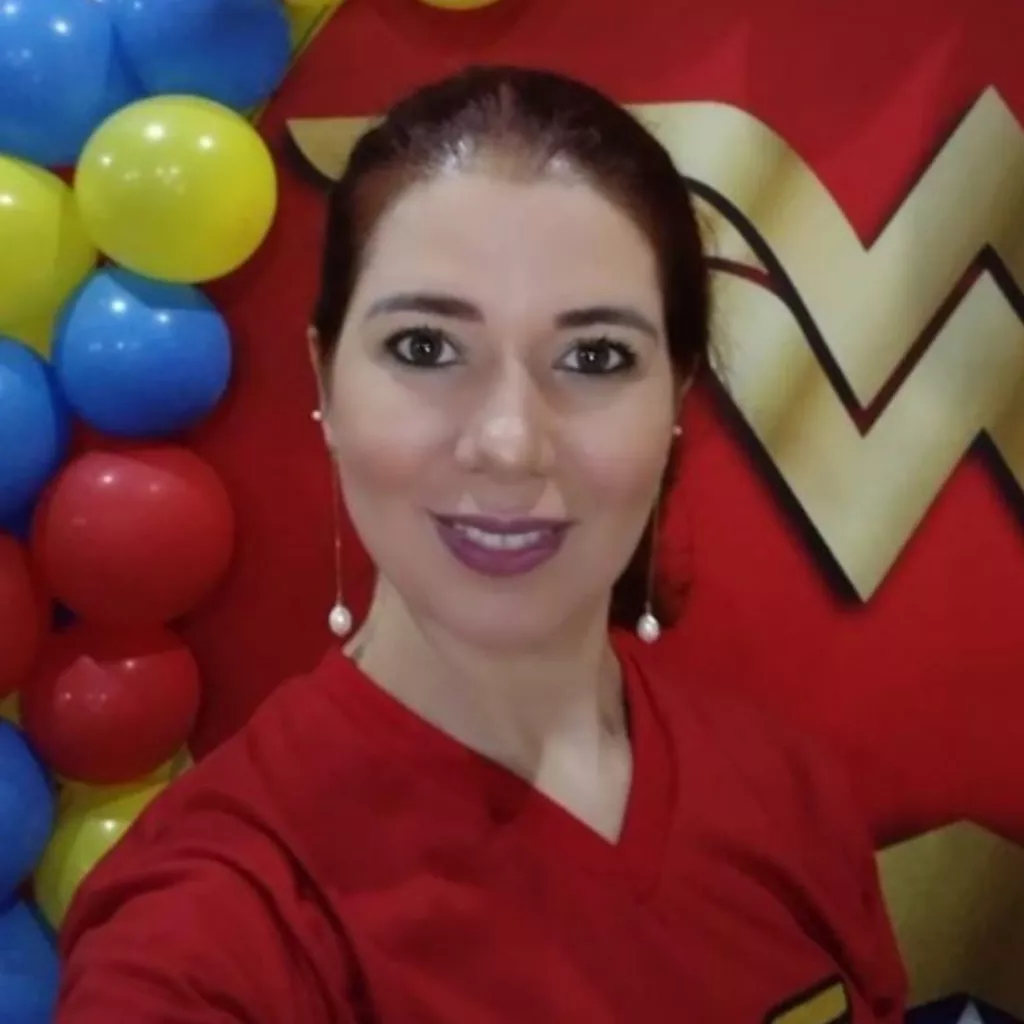 Viviamar Zapello @vizapin_feitoamao