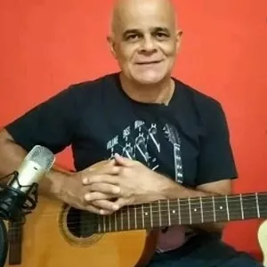 Curso CURSO DE VIOLÃO PARA INICIANTES - MÚSICAS CRISTÃS 