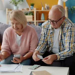 Imagen de portada para Ebook Alcanza la salud financiera: Estrategias clave para tu éxito económico