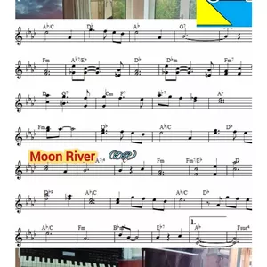 Imagem de capa para o Ebook Moon river (partitura - cifra)