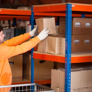 Imagem de capa para o Curso online Curso Auxiliar de Estoque