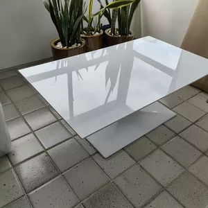 Imagem de capa para o Curso online Curso de Espelhamento de Superfícies Laqueadas com PU.