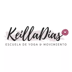 Imagen de portada para Curso online Keilla Dias Escuela de Yoga &amp; Movimiento