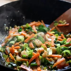 Imagen de portada para Curso online Saltado asiáticos de mariscos 