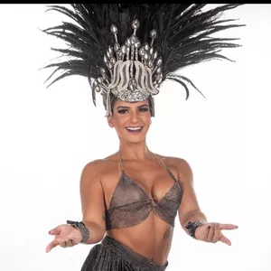 Imagem de capa para o Curso online Aulas de Samba para Iniciantes / Intermediário / Avançado.