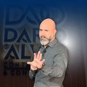 Imagem de capa para o Curso online Domine o Departamento Pessoal: do Zero ao Avançado