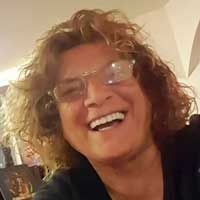 Adriana Flores Henao