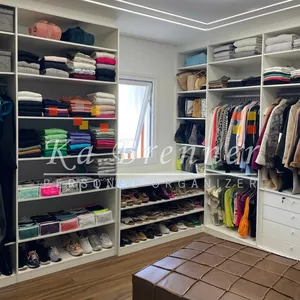 Dobrando e Organizando suas roupas como uma Profissional
