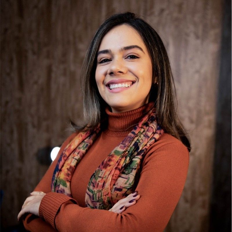 Tamiris Albuquerque - RH na Eu me Banco Educação