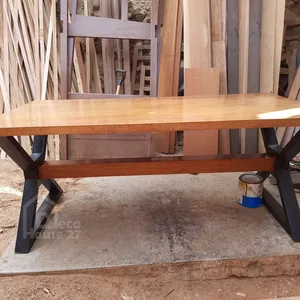 Imagen de portada para Curso online Mesa de comedor industrial 