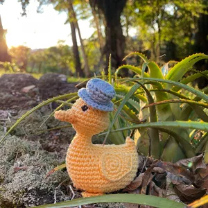 Imagem de capa para o Ebook Patinho  de Amigurumi  Receita em PDF
