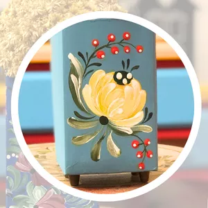 Imagem de capa para o Curso online Bauernmalerei: a pintura dos CRISÂNTEMOS