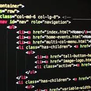 Imagem de capa para o Curso online Criação de Sites