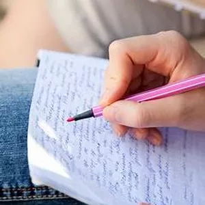 Imagen de portada para Curso online "Letras que Sanan" desde la intimidad