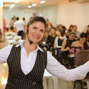 Imagem de capa para o Curso online Liderança Cristã na Prática
