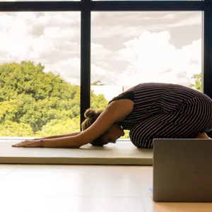 Imagem de capa para o Curso online Programa Chandra Tantra Yoga: Yoga para o Equilíbrio Feminino