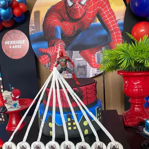 Imagem de capa para o Curso online Como montar um bolo revelação - Estilo vela do Homem Aranha