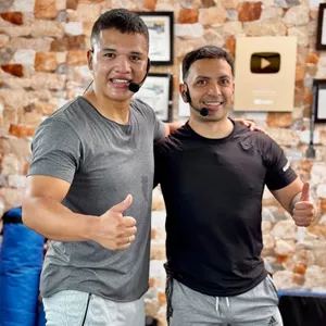 Imagen de portada para Curso online Ayuda para la familia del Profe Ronald