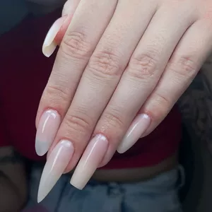 Imagem de capa para o Curso online Alongamento de Unha na Fibra de Vidro - Fácil