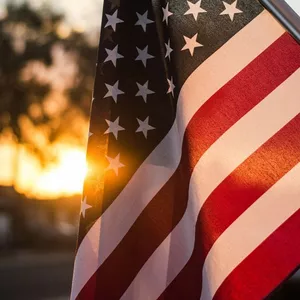 Imagem de capa para o Ebook Curso Completo de Inglês: Do Básico ao Fluente