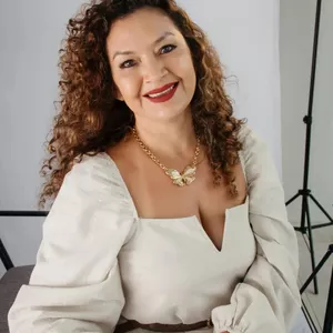 Imagem do curso Protocolo Massagem Modeladora c/ Leninha