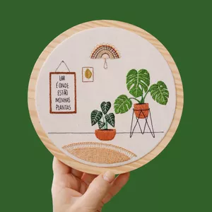 Imagem de capa para o Curso online Assinatura de riscos para bordar - Danni Ribeiro