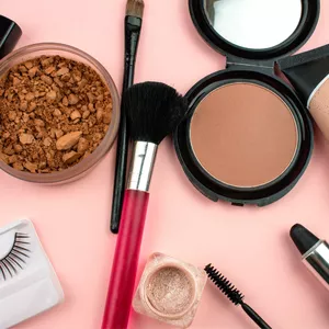 Imagem de capa para o Curso online Curso Completo de Maquiagem