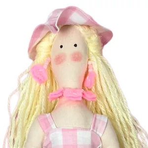 Imagem de Barbie da FluFlu - Boneca de Pano Estilo Tilda - Curso Completo com Moldes e Lista de Materiais criado por Fluflu Dolls Bonecas de Pano na hotmart