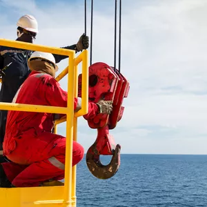 Cover image for Online course Mastering Offshore Cranes Inspection Course