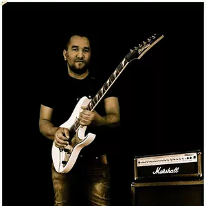 Imagem de capa para o Serviço online Aula Online (Violão ou Guitarra)