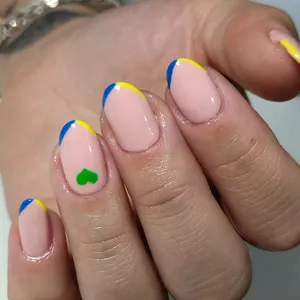 Imagem de capa para o Curso online Curso manicure e pedicure tradicional 