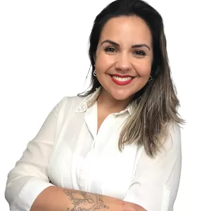 Imagem de capa para o Curso online Doceflorismo avançado - Curso completo de buquês de chocolate (Flores, frutas e chocolates)