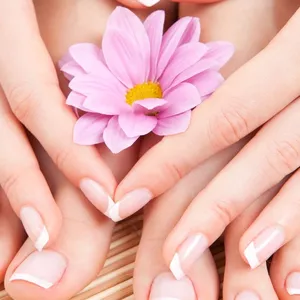 Imagen de portada para Ebook MasterNails: El Arte en tus Manos - Curso de Manicure en Casa