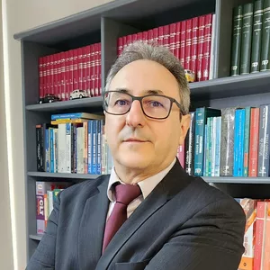 Imagem de capa para o Curso online CROQUI ESTRUTURAL - DR. LUIZ ALBERTO ROSADO BRUM