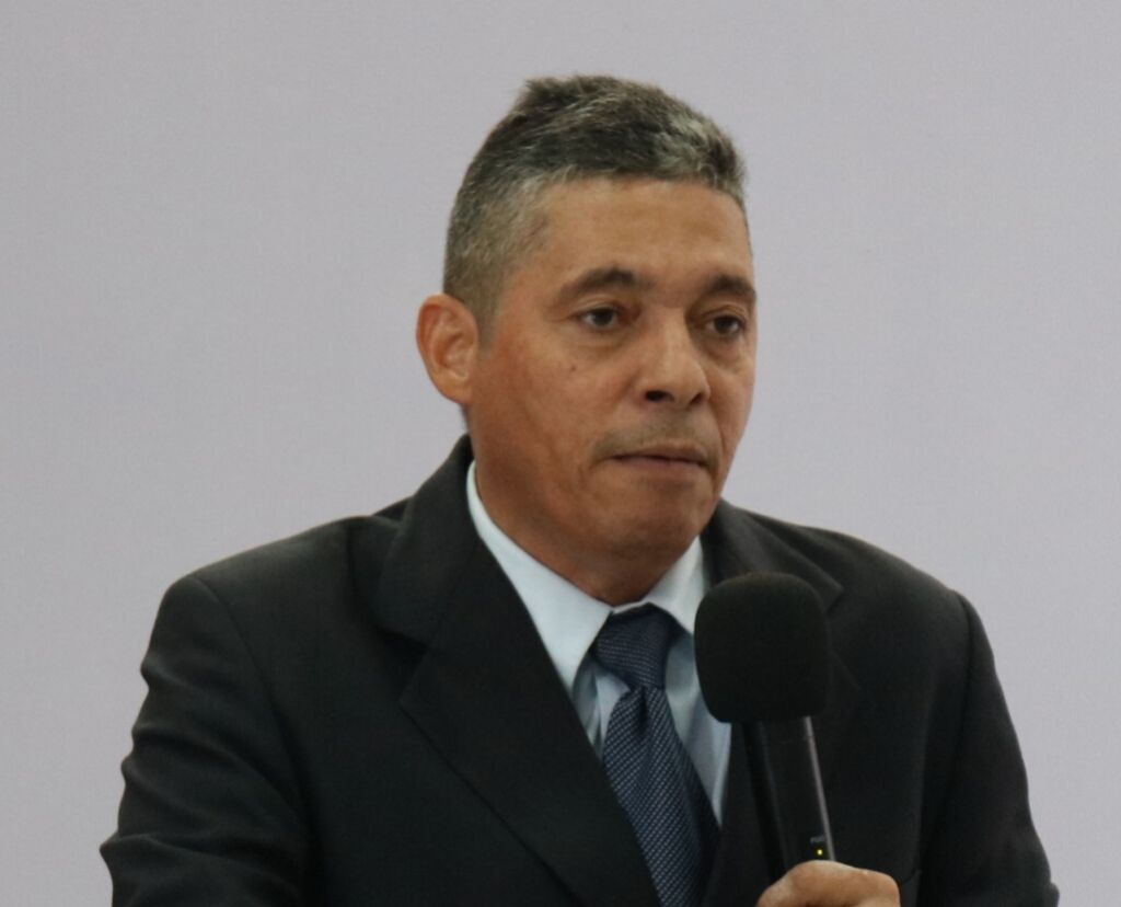  Fernando Altamar