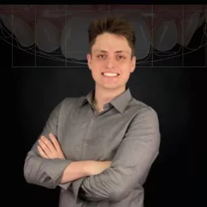 Imagem de capa para o Curso online Resina Composta em Dentes Anteriores: O Protocolo Completo